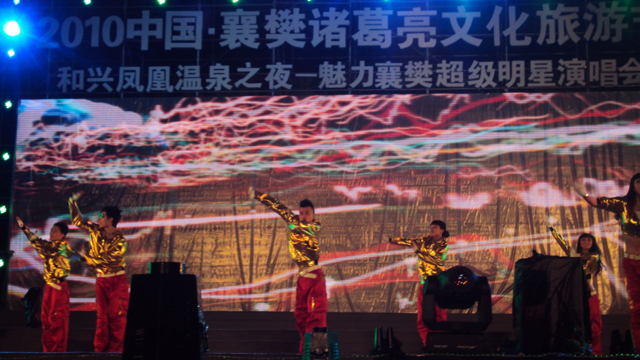 芯虹传媒与中央美术学院签订产学研合作协议